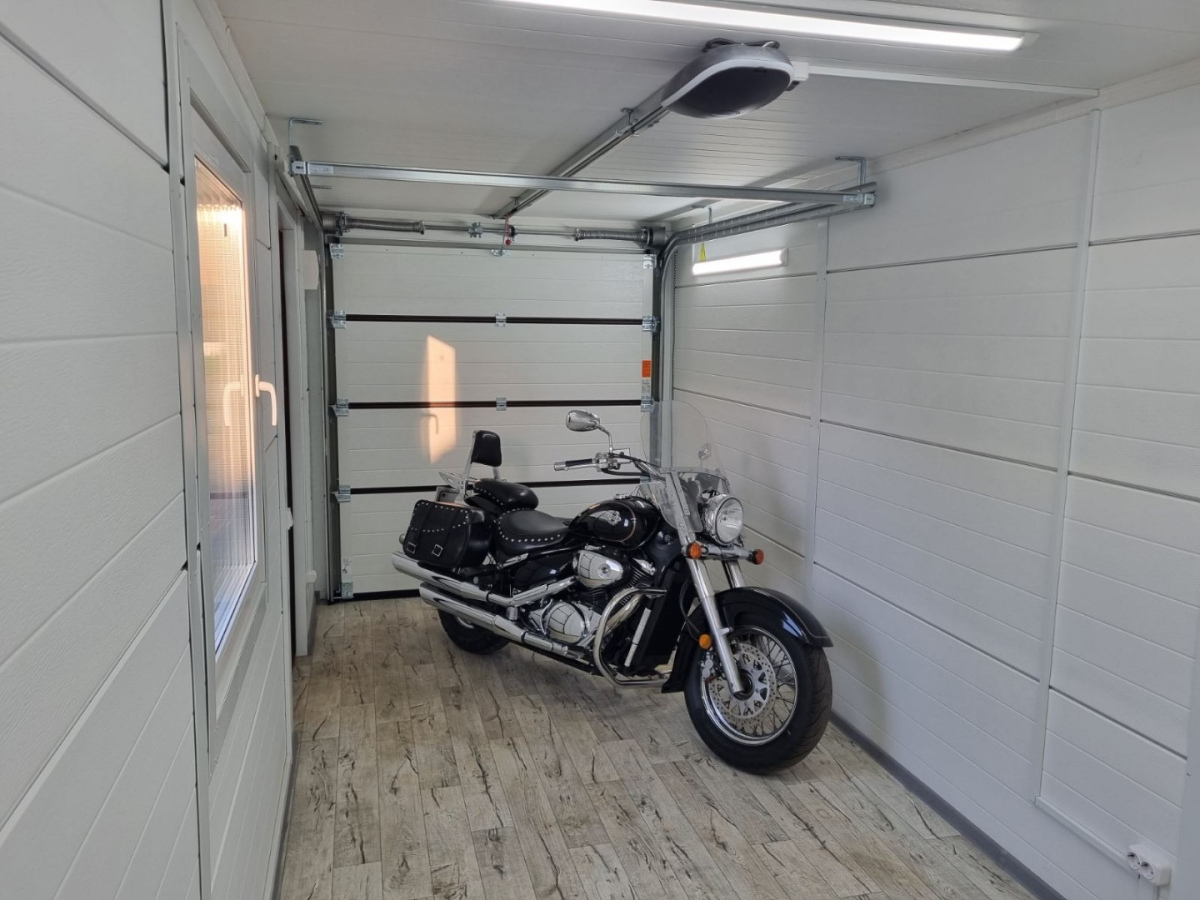 Сэндвич панель 2,0-2,9 м (толщина 45 мм) остатки, обрезки - 10