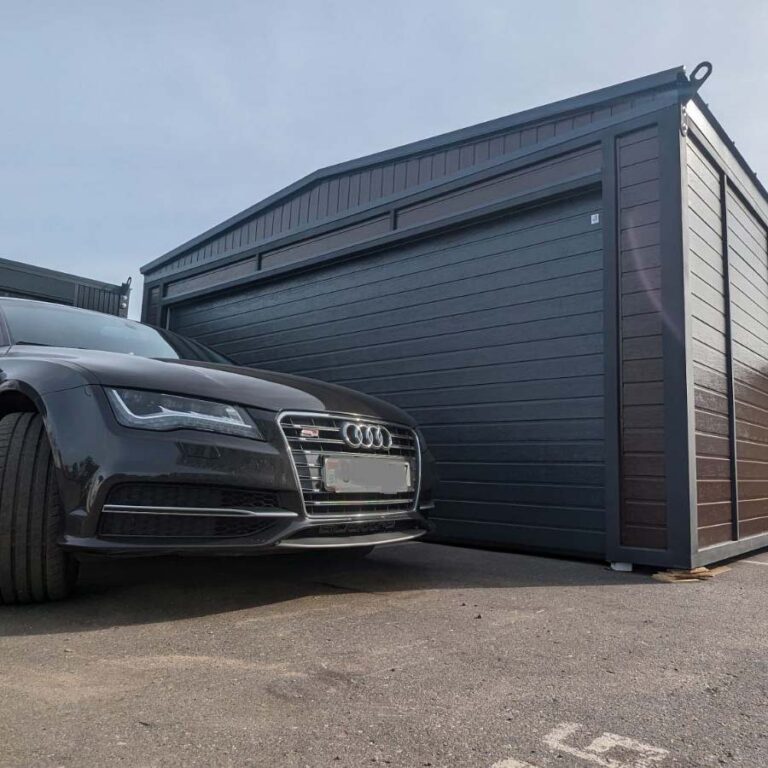 Гараж из сэндвич-панели